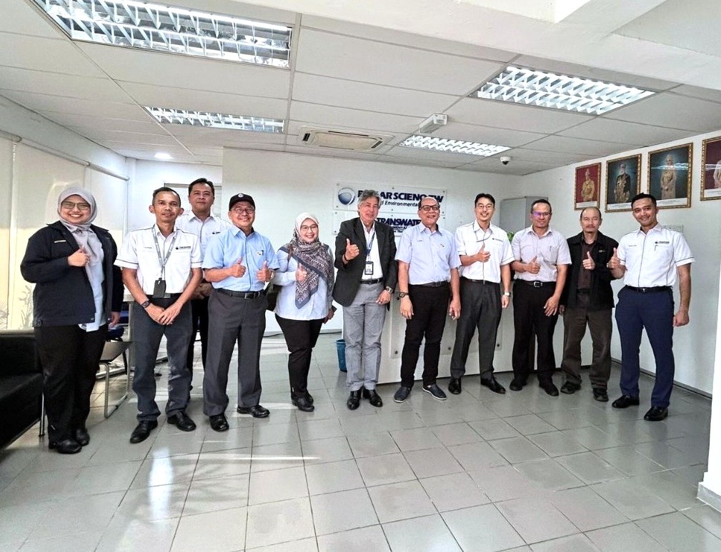 Honored to Welcome Y.B. Tuan Ir. Izham Bin Hashim to our company!